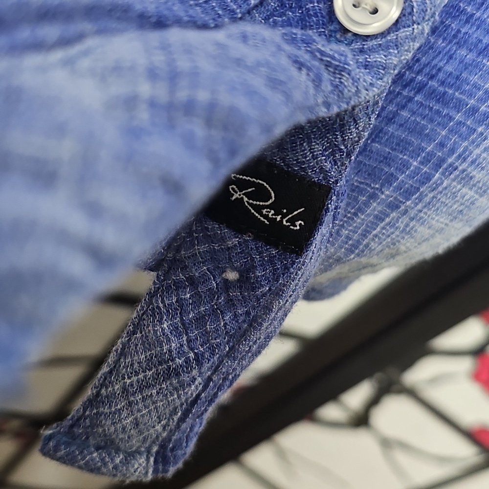 Rails Crinkle Blue Plaid Button-Up Shirt Size XS‎ - Picture 4 of 6